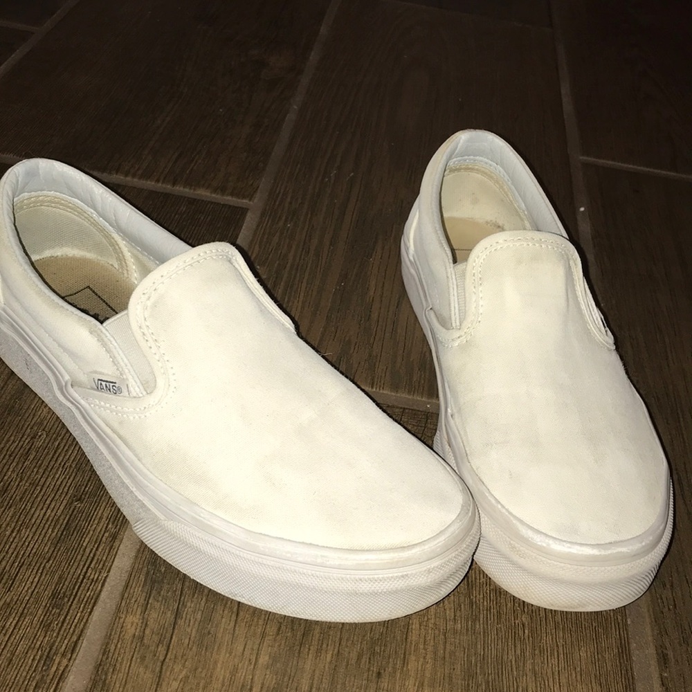Women’s size 6.5 white vans